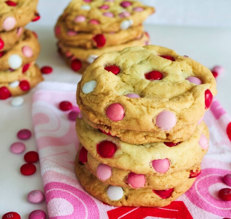 Valentine M&M Cookies