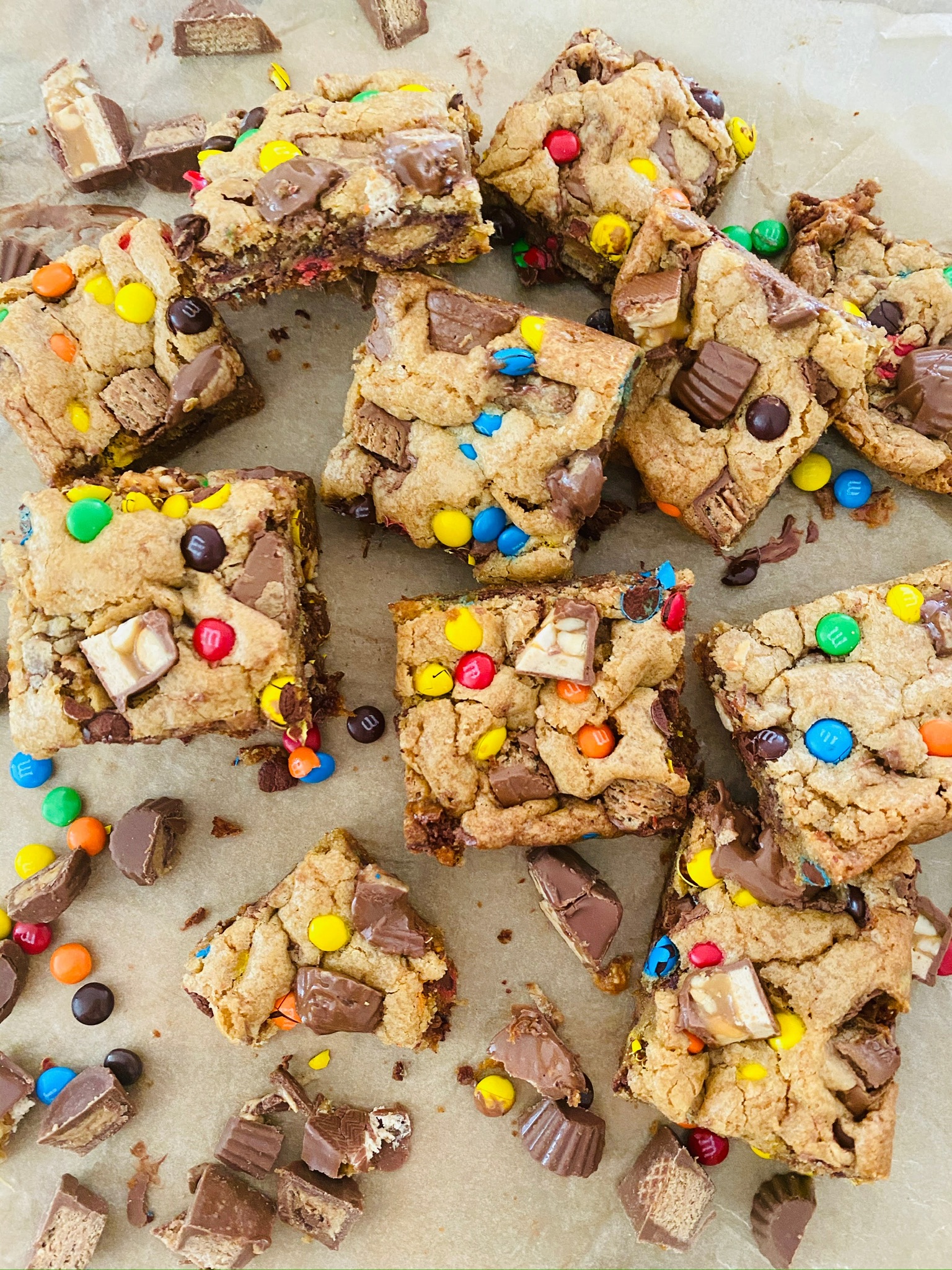 Leftover Halloween Candy Blondies